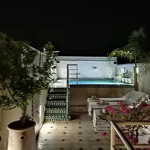 Dalla Santa Marrakesh